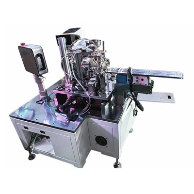 Wie reinigt man einen AUTO Lade-Feeder?